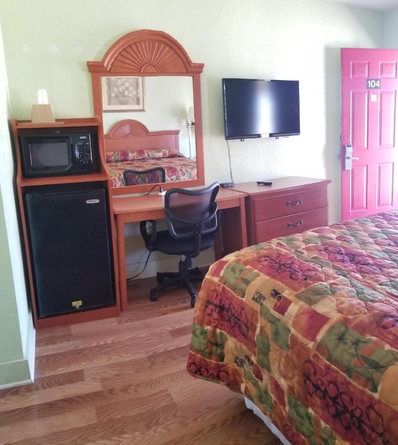 Budget Inn Magnolia المظهر الخارجي الصورة